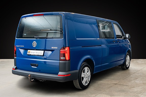 Volkswagen Transporter 9 of 25