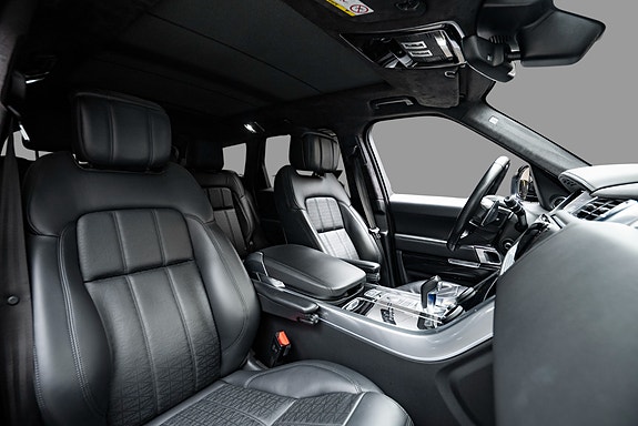 Land Rover Range Rover Sport 24 of 24