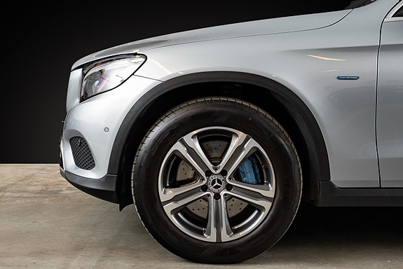 Mercedes-Benz GLC350 e 4 of 25