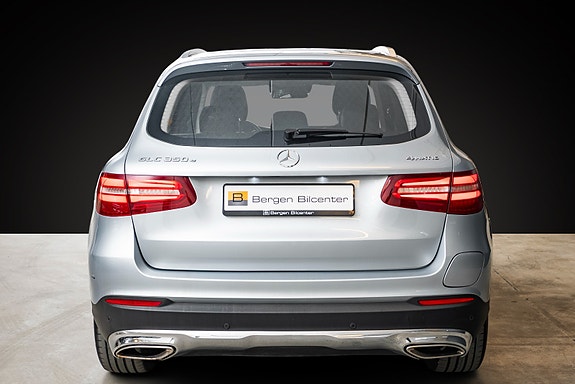 Mercedes-Benz GLC350 e 8 of 25