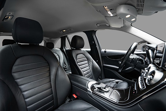Mercedes-Benz GLC350 e 11 of 25