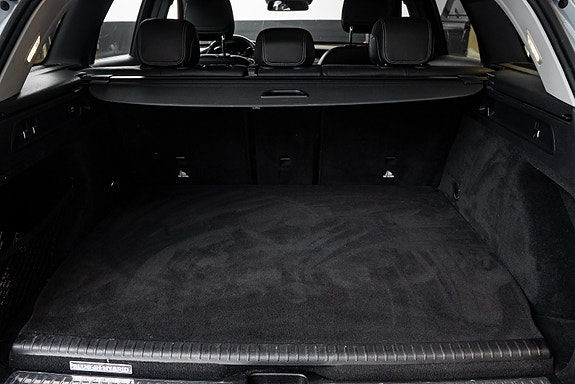 Mercedes-Benz GLC350 e 25 of 25