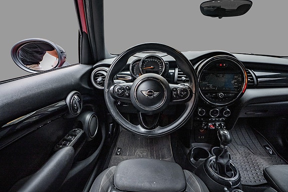 MINI Cooper S 13 of 24