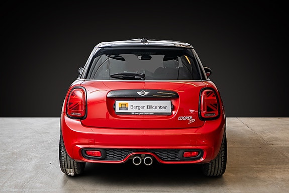 MINI Cooper S 8 of 24