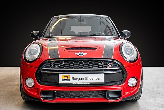 MINI Cooper S 2 of 24