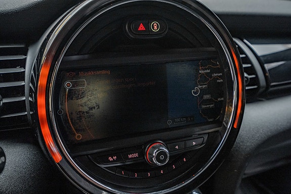 MINI Cooper S 20 of 24