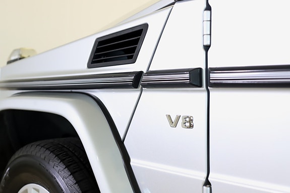 Mercedes-Benz G500 11 of 30
