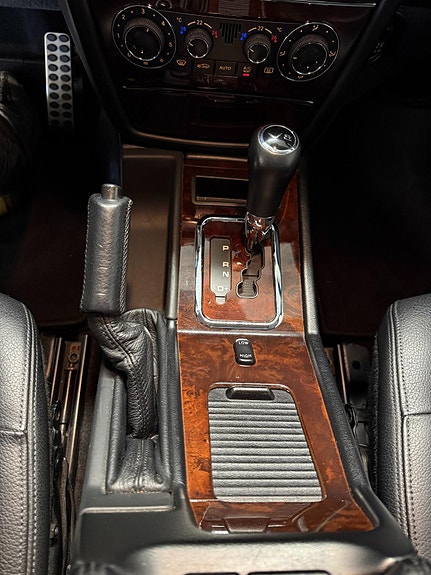 Mercedes-Benz G500 30 of 30