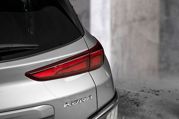 Hyundai Kona 8 of 27
