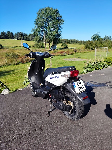 Yamaha Neos 4 8 of 9