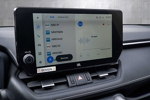 Toyota RAV4 Plug-in Hybrid 14 of 20