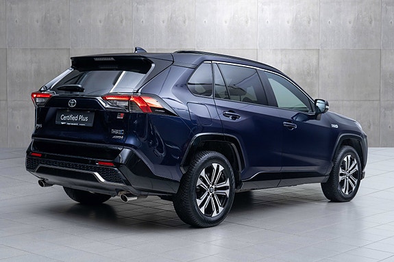 Toyota RAV4 Plug-in Hybrid 5 of 20