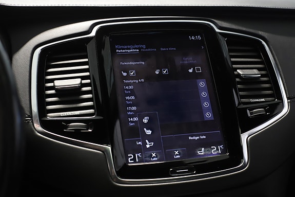 Volvo XC90 27 of 30
