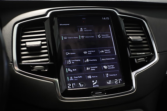 Volvo XC90 28 of 30