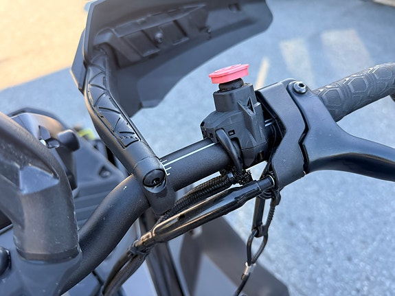 Ski-doo Summit X Expert 850Turbo R "lav kilometer" 8 of 12