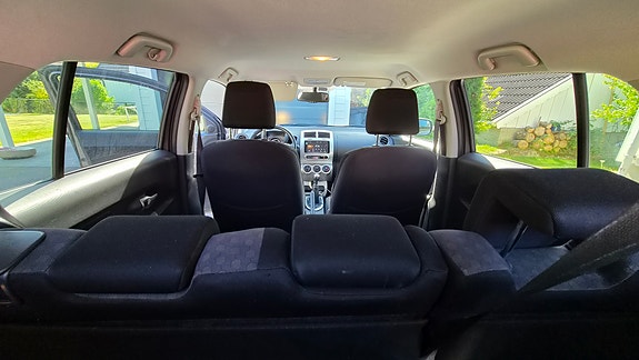 Toyota Urban Cruiser 8 of 12