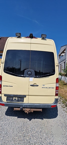 Mercedes-Benz SPRINTER 519CDI 43LKA 4 of 5