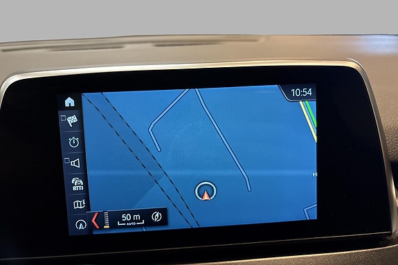 BMW 225xe 15 of 18
