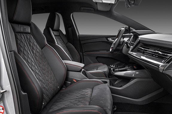Audi Q4 e-tron 13 of 28