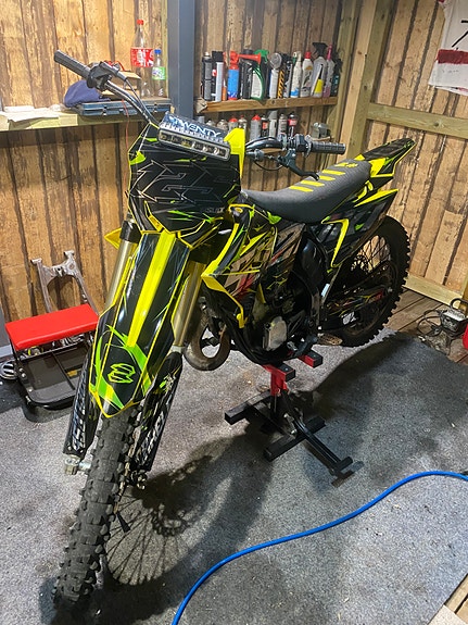Suzuki Suzuki rm 125 2 of 2
