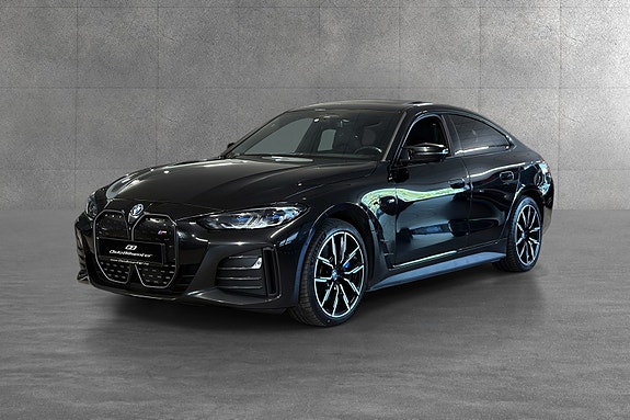BMW i4 4 of 30