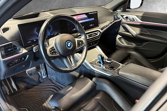 BMW i4 13 of 30