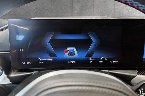 BMW i4 23 of 30