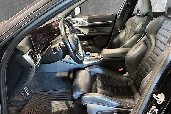 BMW i4 2 of 30