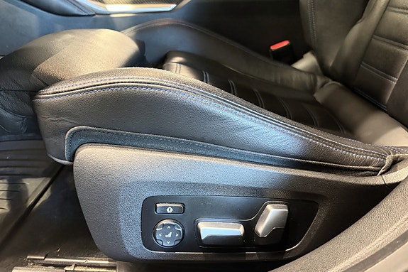 BMW i4 29 of 30