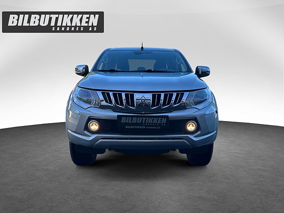 Mitsubishi L200 8 of 18