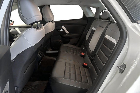 Citroen E-C4 X 7 of 25