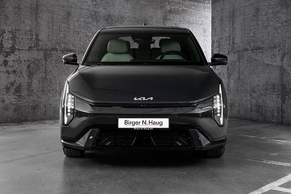 Kia EV4 3 of 27
