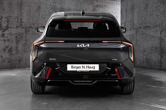 Kia EV4 8 of 27