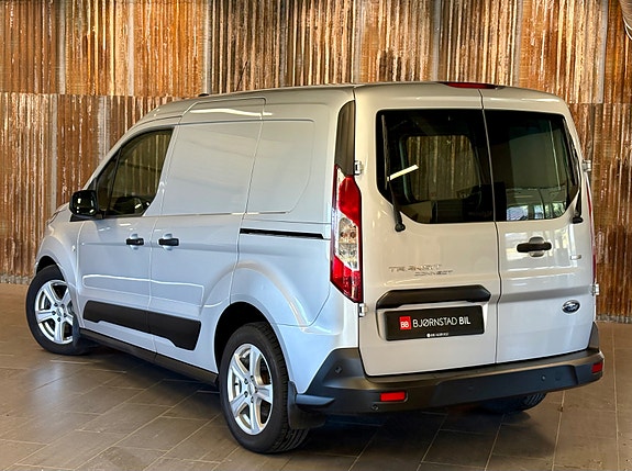 Ford Transit Connect 4 of 22