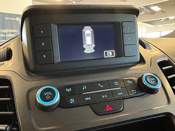 Ford Transit Connect 16 of 22