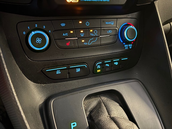Ford Transit Connect 8 of 22