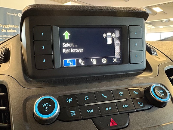 Ford Transit Connect 15 of 22