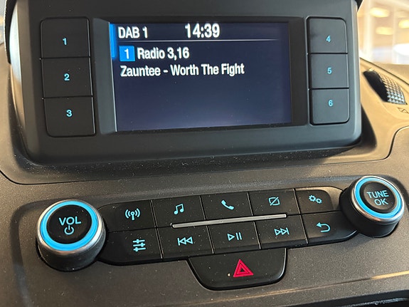 Ford Transit Connect 7 of 22