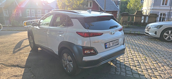 Hyundai Kona 3 of 22