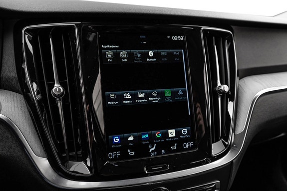 Volvo V60 Cross Country 17 of 30