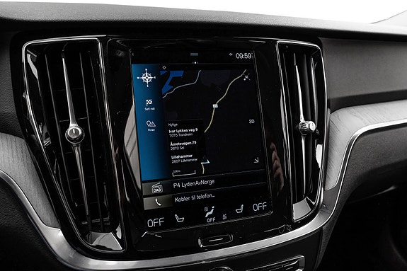 Volvo V60 Cross Country 16 of 30
