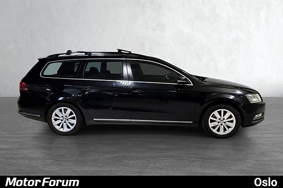 Volkswagen Passat 4 of 20