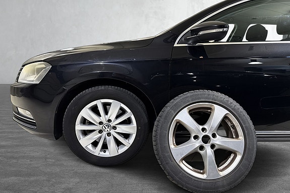 Volkswagen Passat 8 of 20
