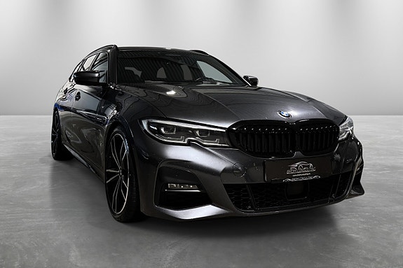 BMW 320d 12 of 30
