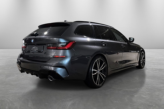 BMW 320d 9 of 30