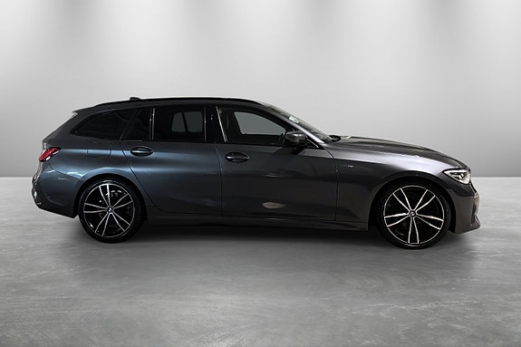 BMW 320d 10 of 30