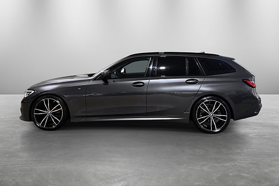 BMW 320d 4 of 30