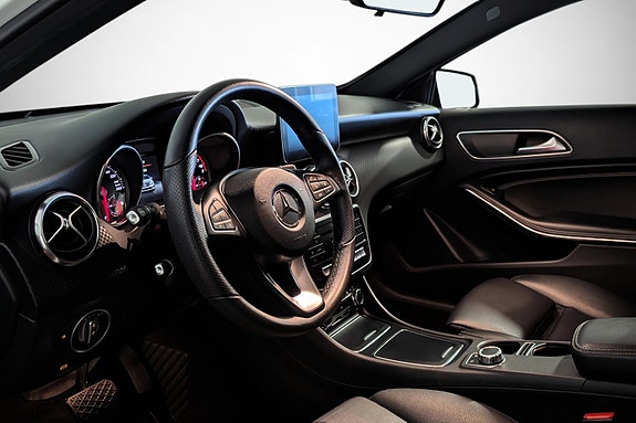 Mercedes-Benz A180 12 of 23