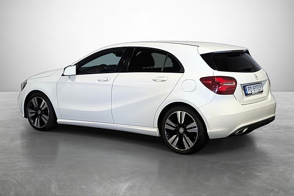 Mercedes-Benz A180 6 of 23