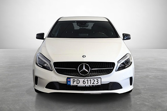 Mercedes-Benz A180 3 of 23